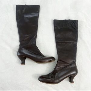 Vintage Y2K Brown Kitten Heel Sacco Boots